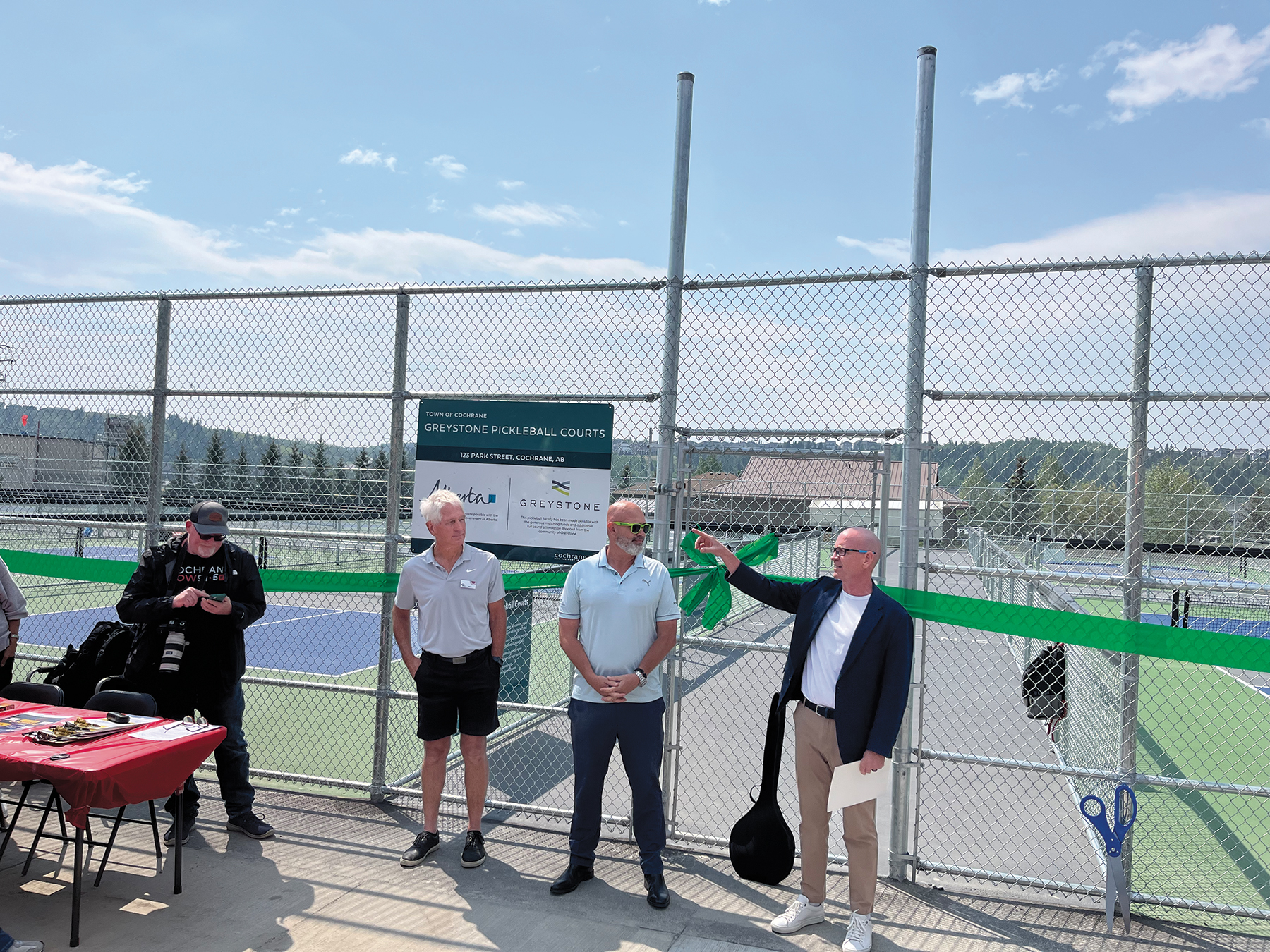 Greystone opens pickleball courts