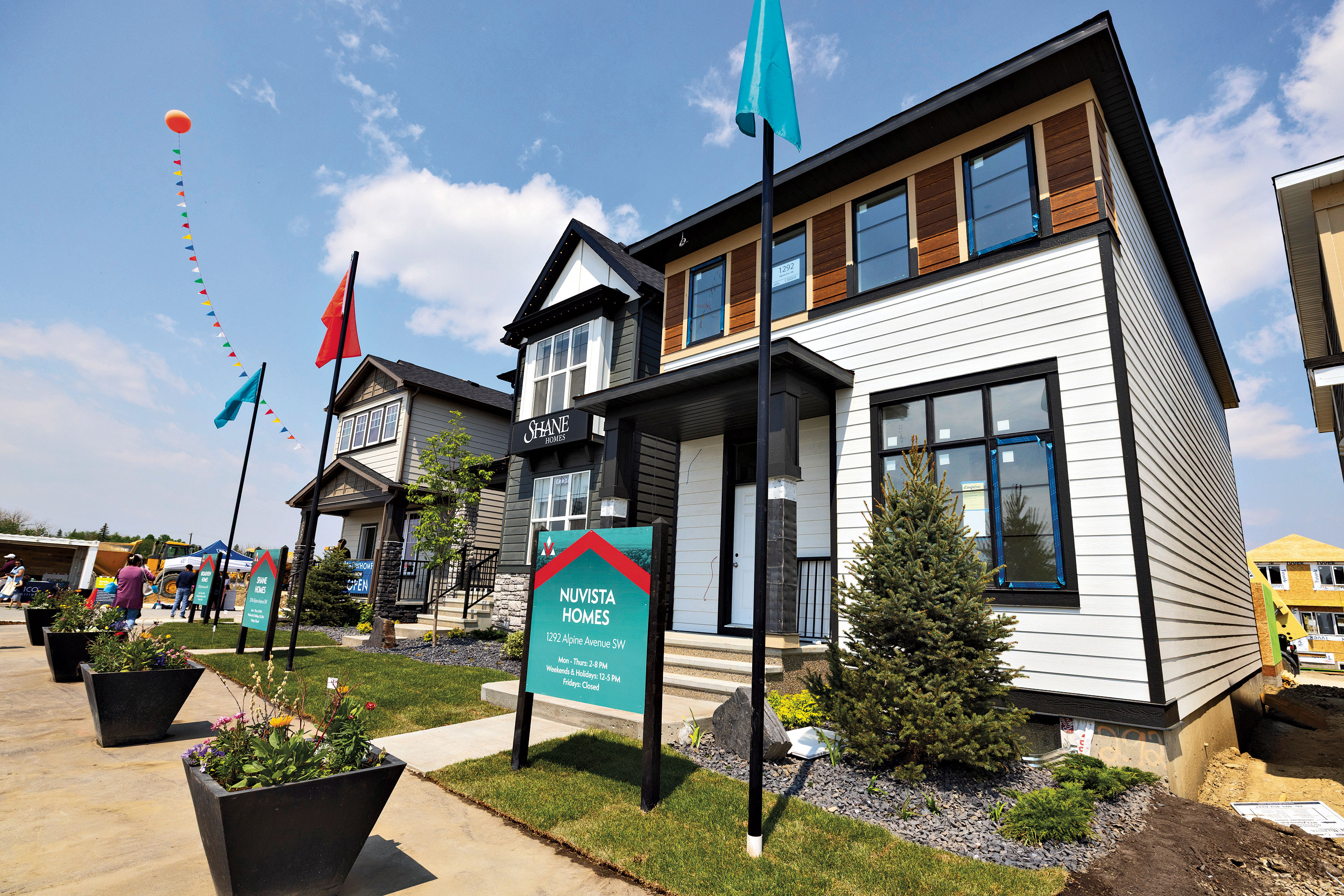 Vermillion Hill new showhomes